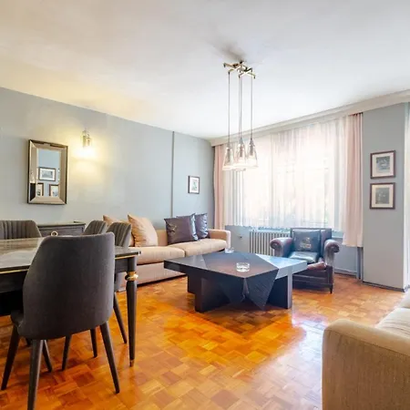 Apartment Lovely Istanbul